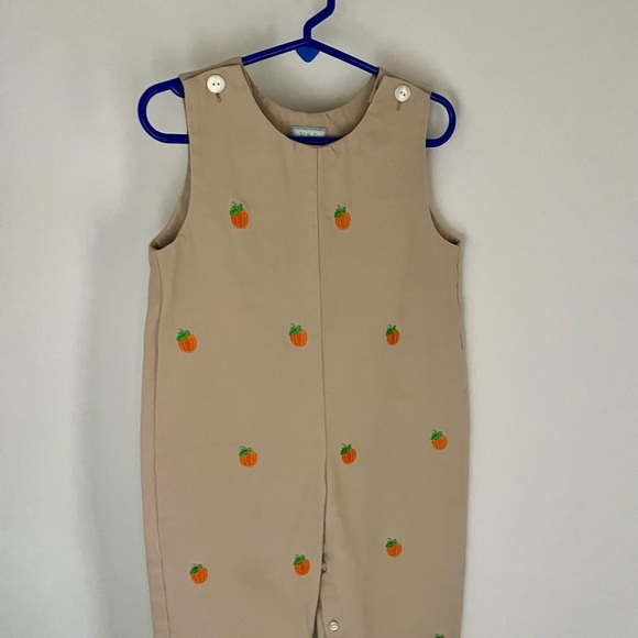 K&L Other - Boys 2T Charming Beige Bodysuit with Orange Pumpkin Embroidery